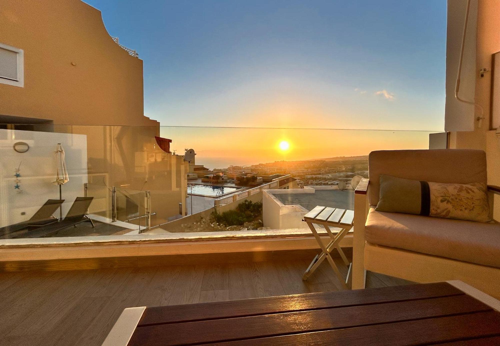 アデヘ Mirador Balcon Del Atlantico Y Piscina Privadaヴィラ エクステリア 写真
